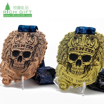 Manufacturer personalized custom metal soft enamel funny crown pumpkin greeting death's head festival halloween medal for gift